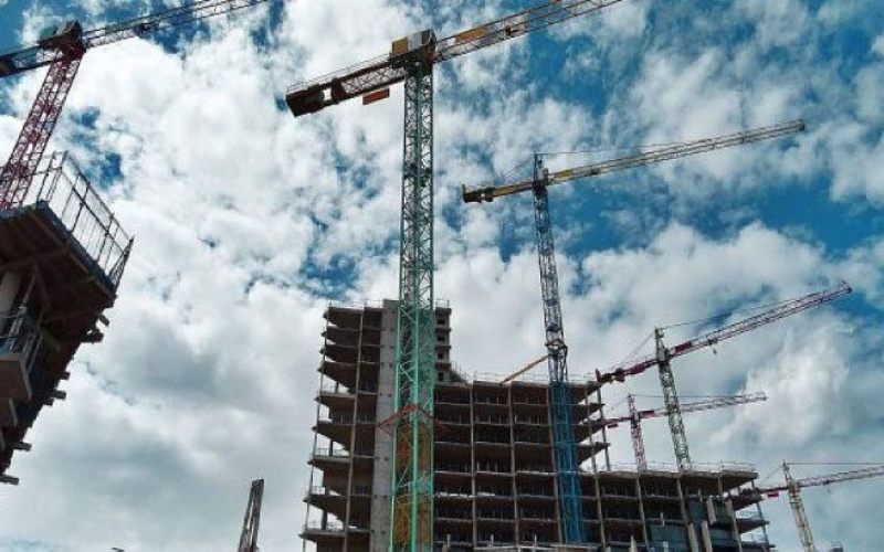 Constructores celebran el nuevo Procrear, pero piden más incentivos