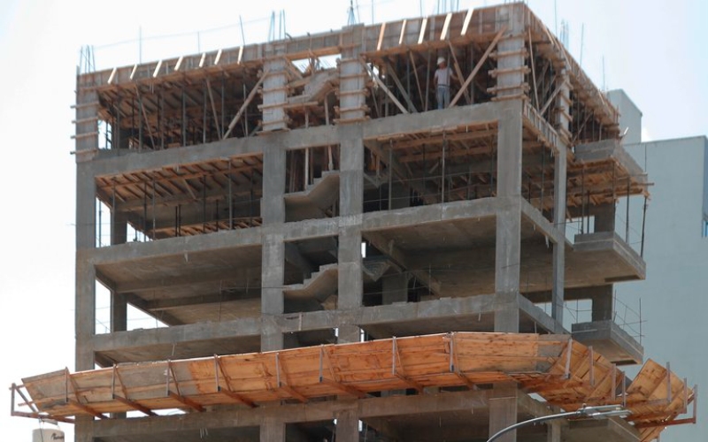 El Gobierno intimó a las empresas de la construcción para que garanticen la provisión de materiales en Ciganda Inmobiliaria