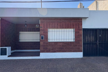 Santiago Pinasco 300