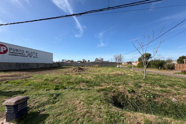 Blvd Almafuerte y Gral Ricchieri